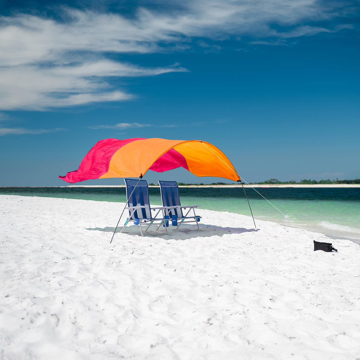 Shibumi Shade Current Wind-Powered Beach Shade Canopy